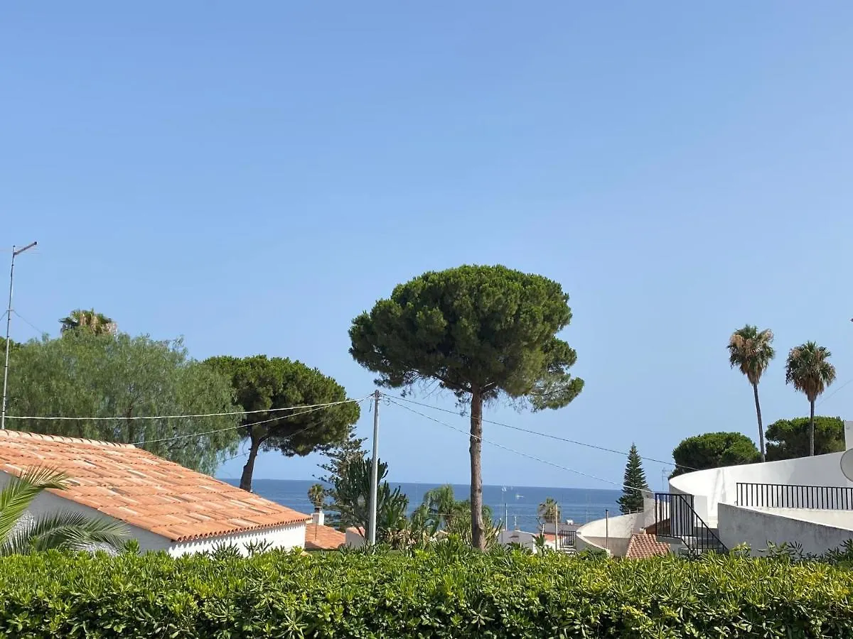 Holiday home Villa Titti Residence La Bussola Fontane Bianche