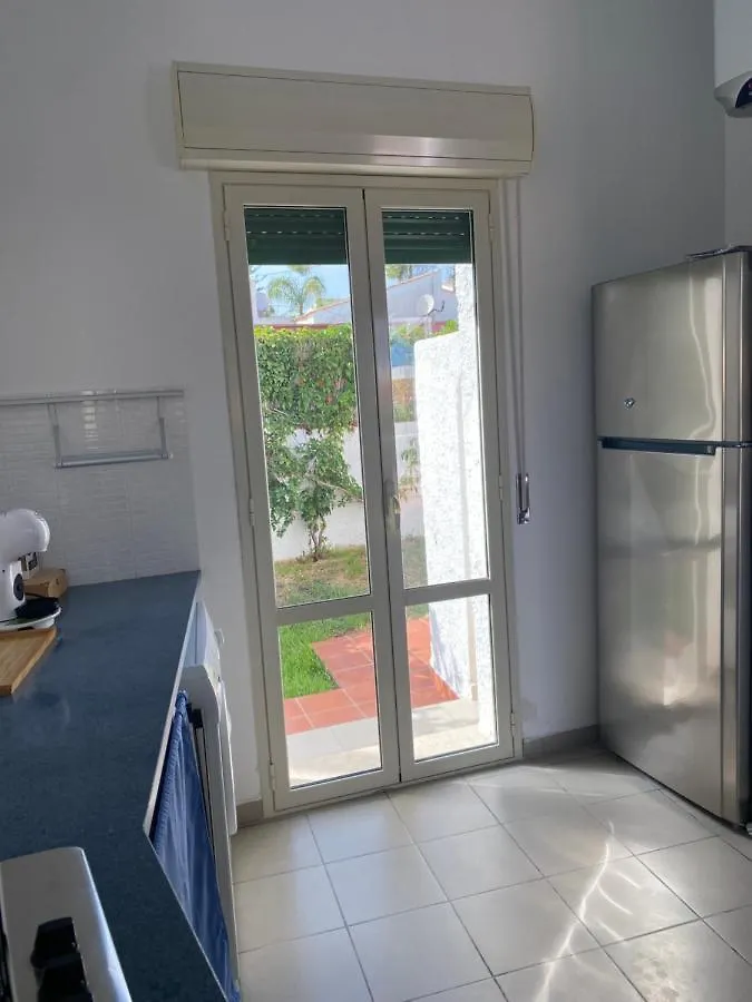 Villa Titti Residence La Bussola Fontane Bianche